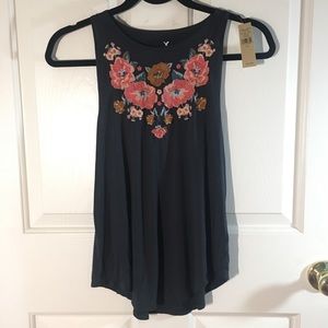American Eagle Outfitters Tops - AEO TANK American Eagle Outfitters Tops - AEO TANK